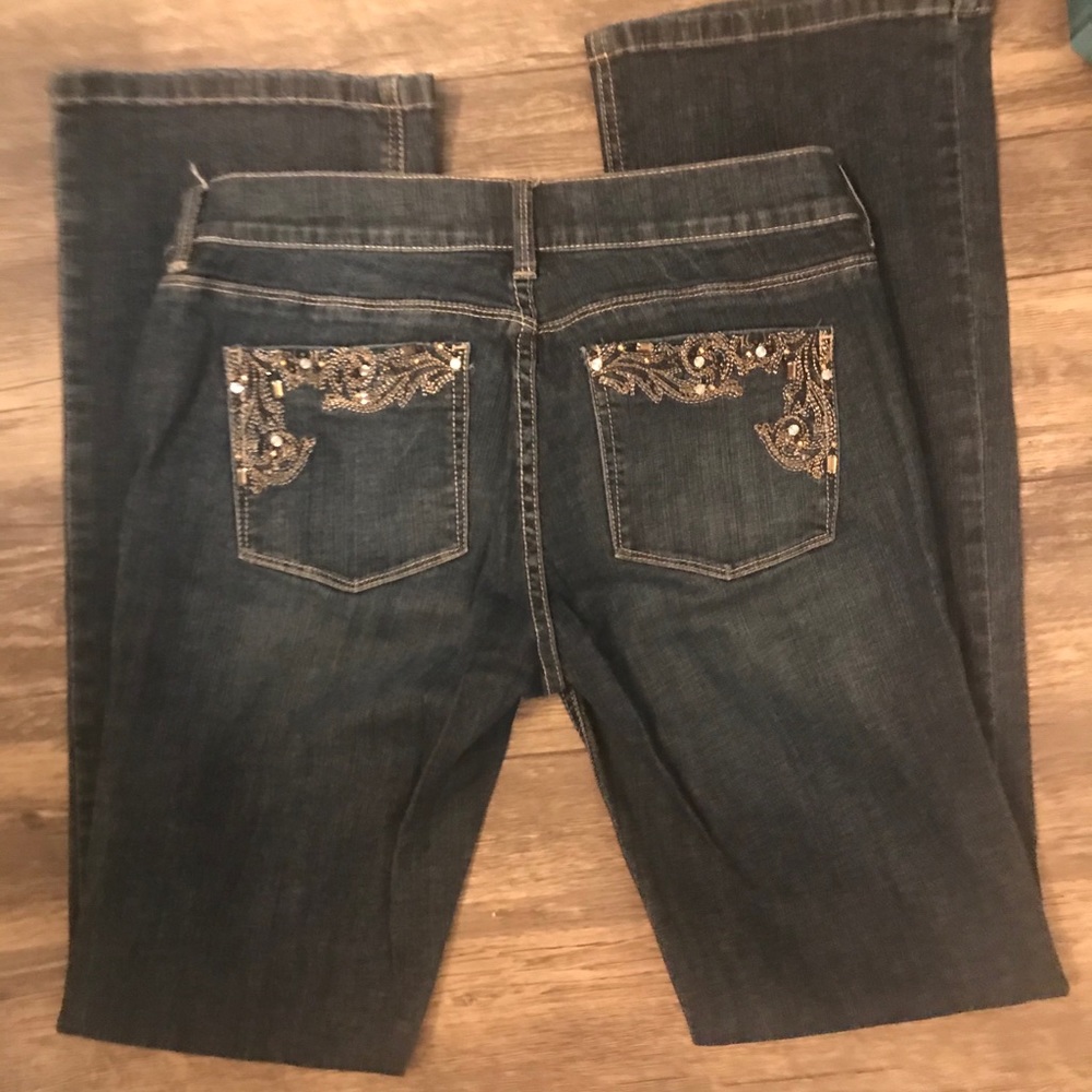 🌼3/$30🌼 WHBM Blanc Embellished Jeans Size 4